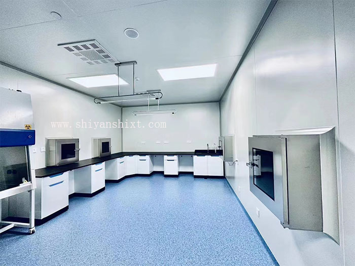 實驗室FFU和高效送風(fēng)口安裝實拍圖 實驗室FFU和高效送風(fēng)口安裝實拍圖